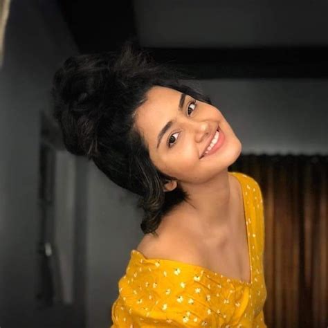 Ashavindi (@ashavindixox) • Instagram photos and videos.